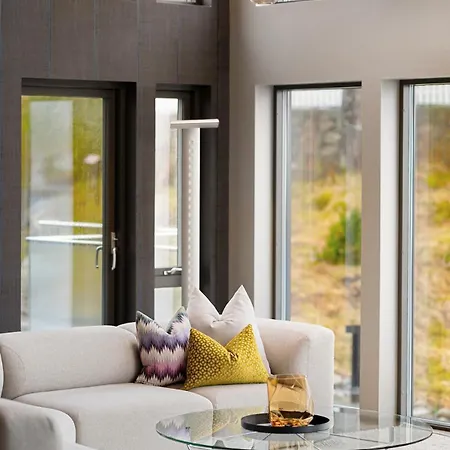 High-end With Private Rooftop And Sea Line *