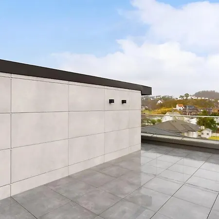 High-end With Private Rooftop And Sea Line 빌라