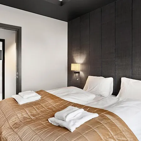 High-end With Private Rooftop And Sea Line *