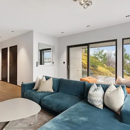 High-end With Private Rooftop And Sea Line *