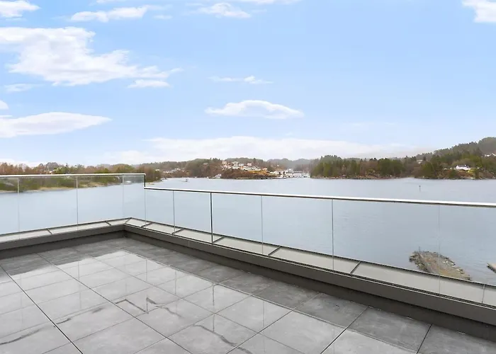 High-end With Private Rooftop And Sea Line Bergen