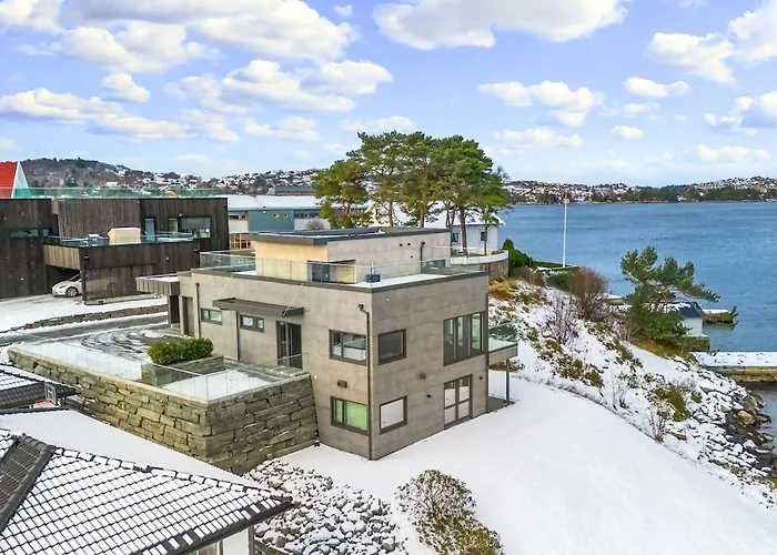 High-end With Private Rooftop And Sea Line Villa *