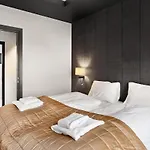 High-end With Private Rooftop And Sea Line *