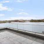 High-end With Private Rooftop And Sea Line 卑爾根